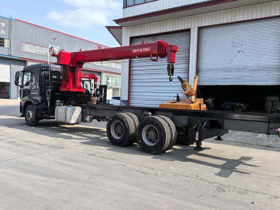 挖抓船吊固定吊車(chē)載吊總成